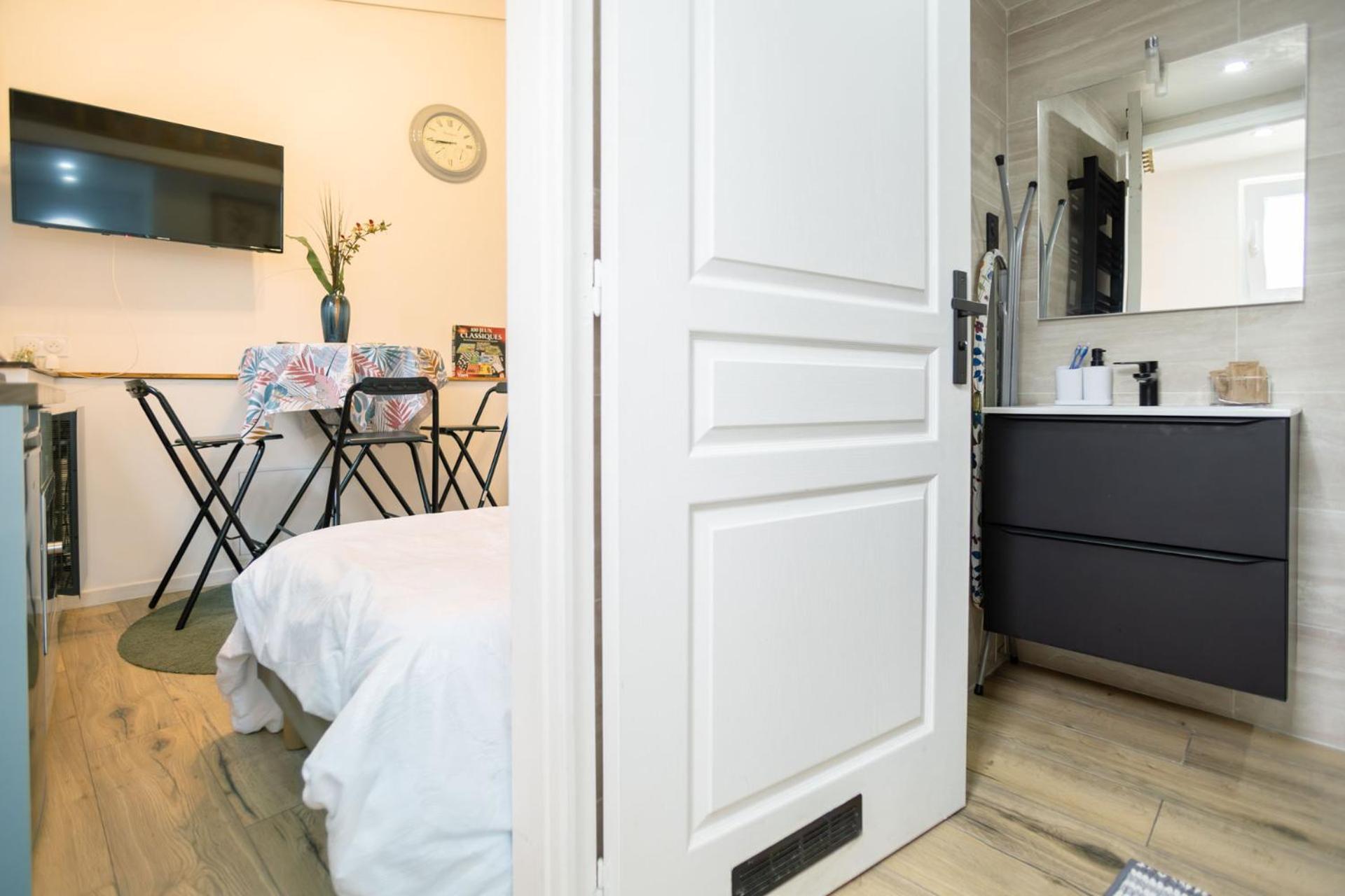 Joli Appartement A Montmagny Bagian luar foto