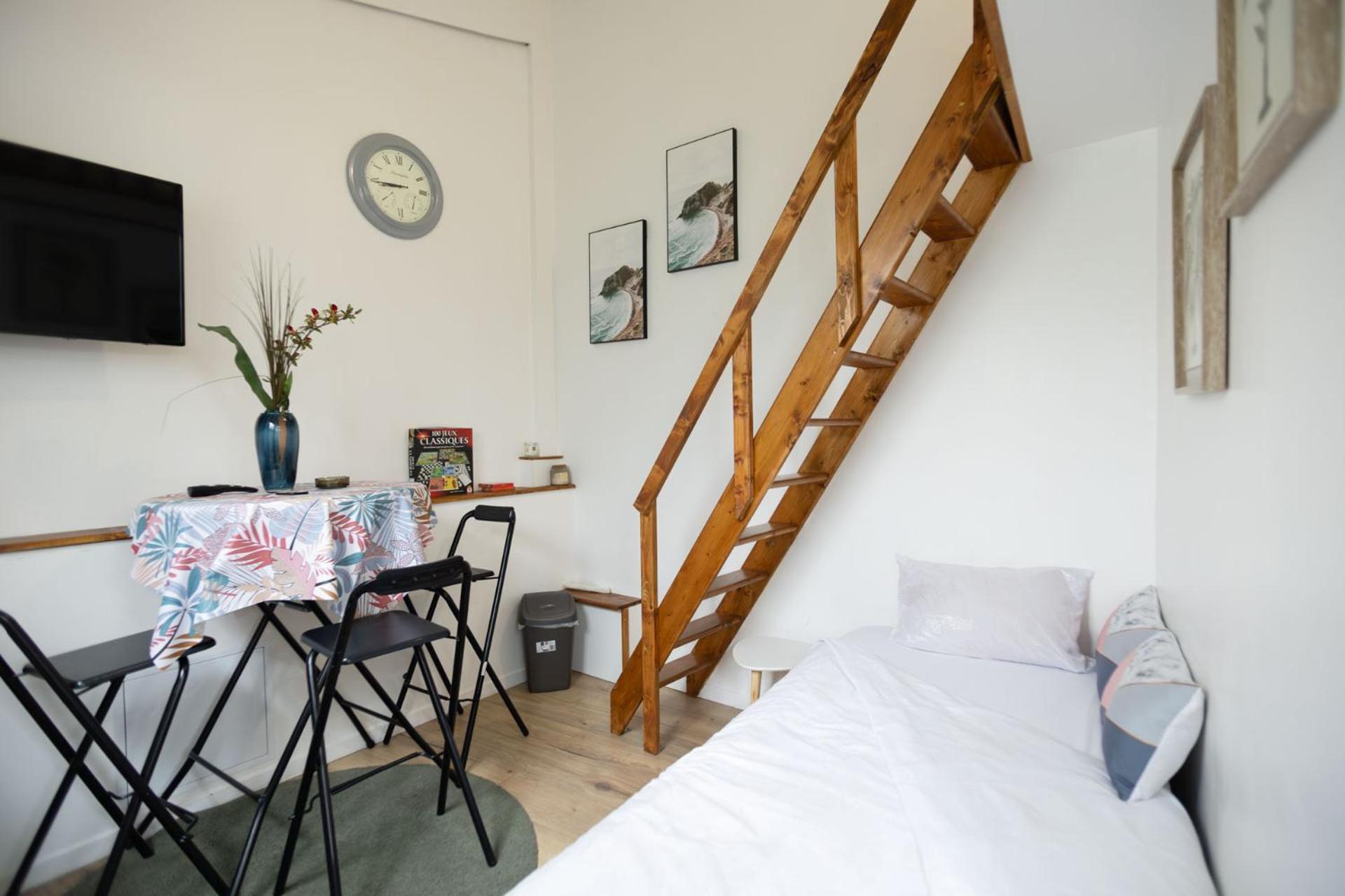 Joli Appartement A Montmagny Bagian luar foto