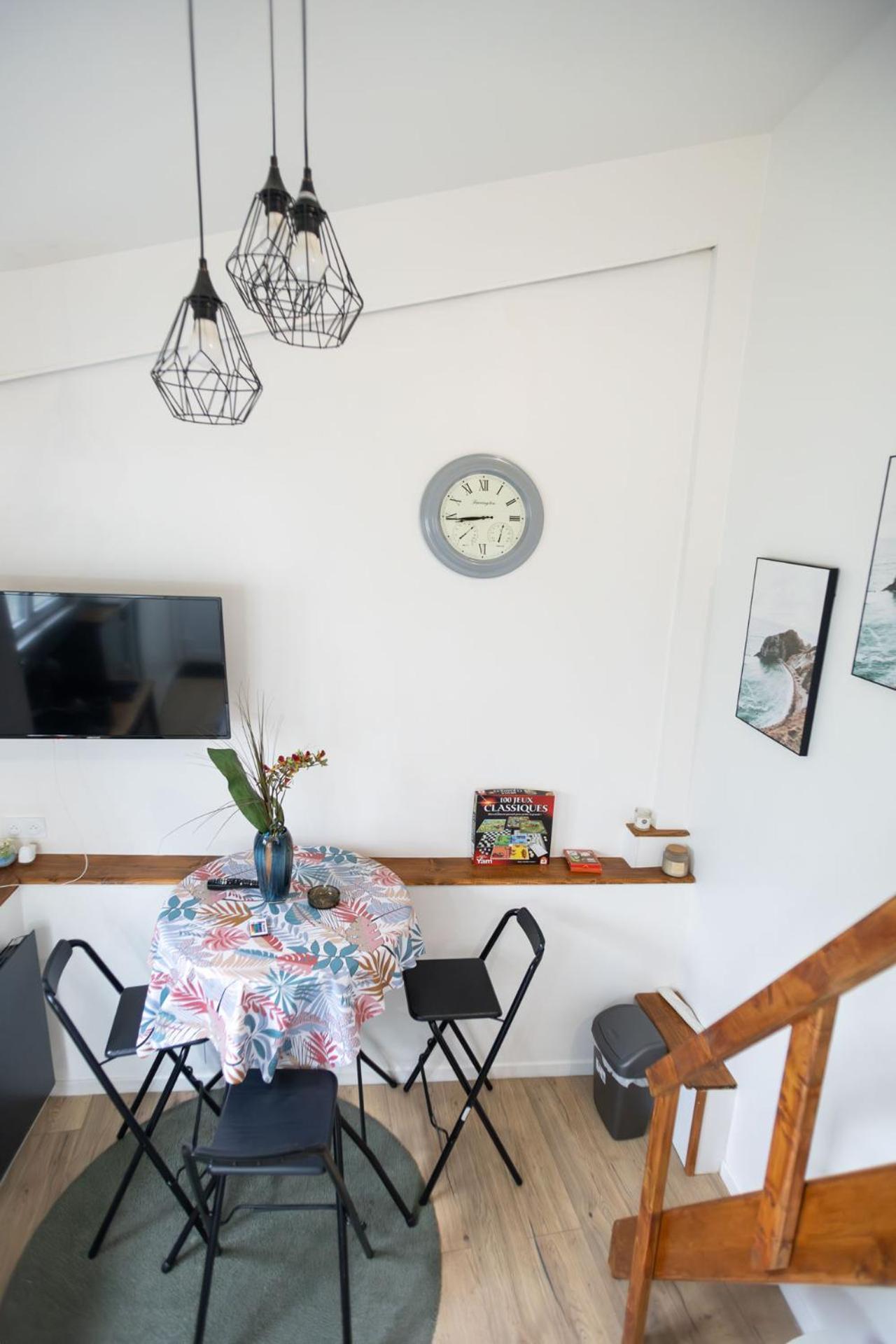 Joli Appartement A Montmagny Bagian luar foto